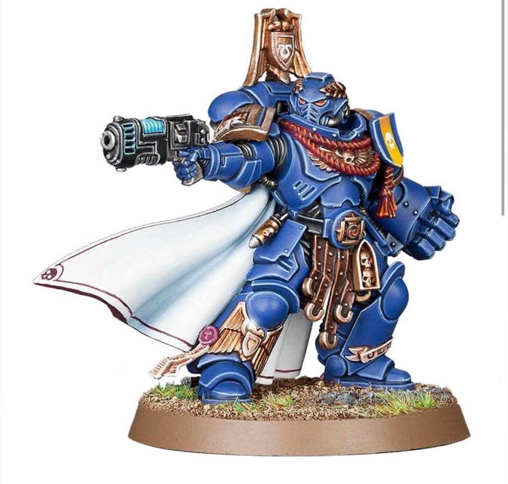 Primaris Space Marine Captain with Plasma pistol and Power Fist — изображение 2